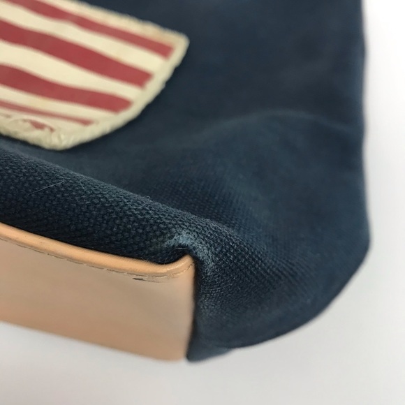 𝅺Amanda Smith Circle Handle American Flag Tote - Picture 7 of 15